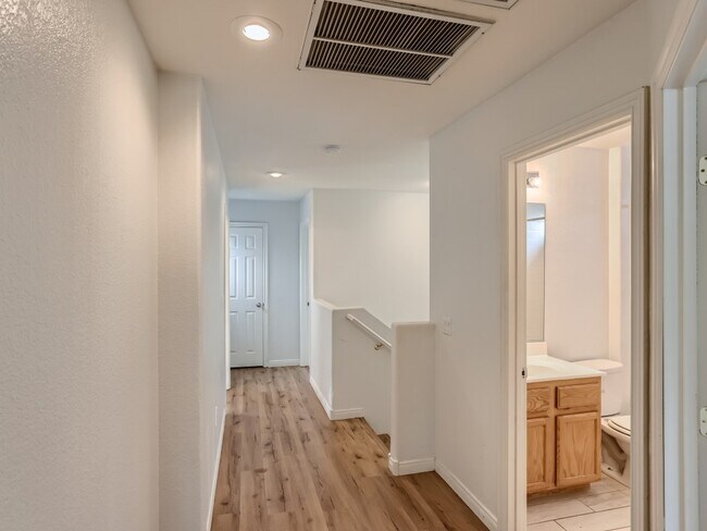 Building Photo - 8278 Annual Ridge St