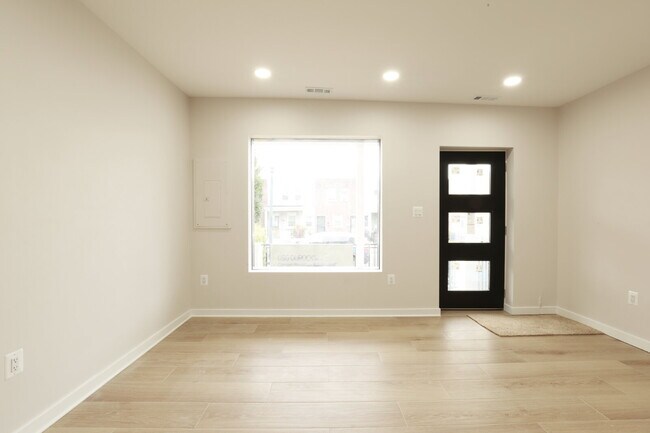 Building Photo - Welcome Home!