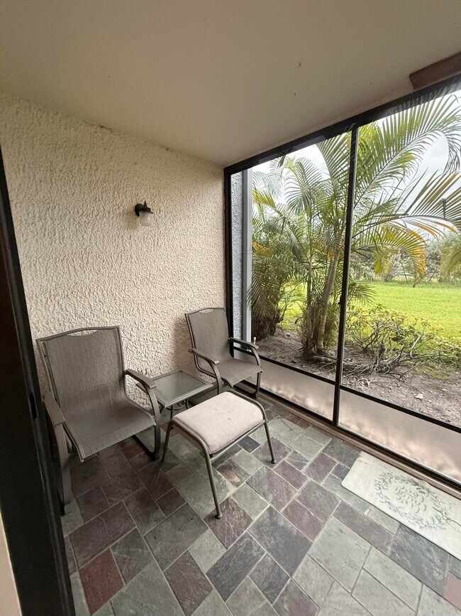 Building Photo - 4266 Deste Ct