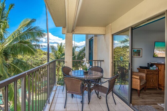Building Photo - Ocean View 2/2 Fully Furnished + Newly Renovated Condo!