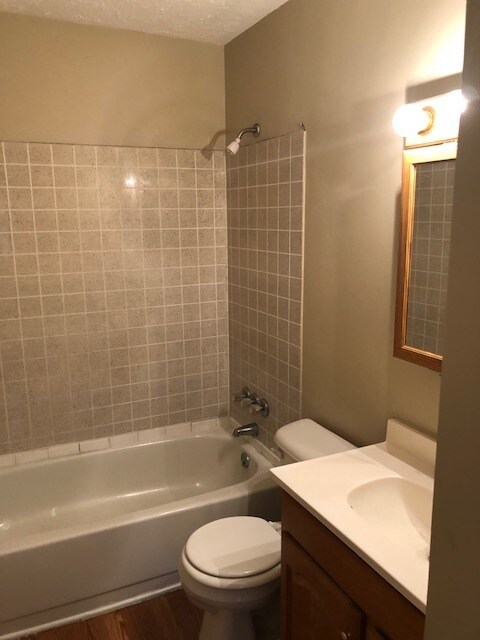 Building Photo - Highview..Close to Gene Snyder @ Smyrna