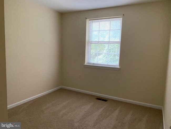 Building Photo - 2822 Hogan Ct