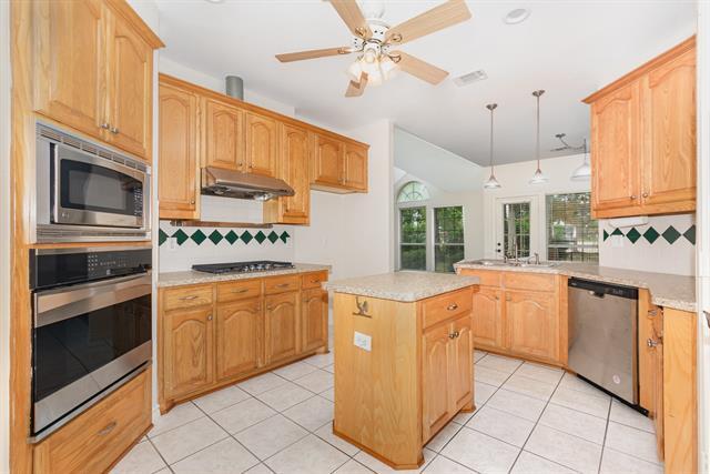 Building Photo - 9702 Kings Link Cir