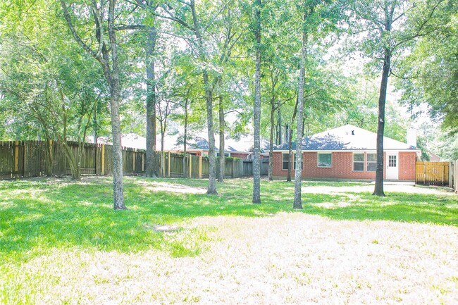 Building Photo - 91 Genesee Ridge Dr