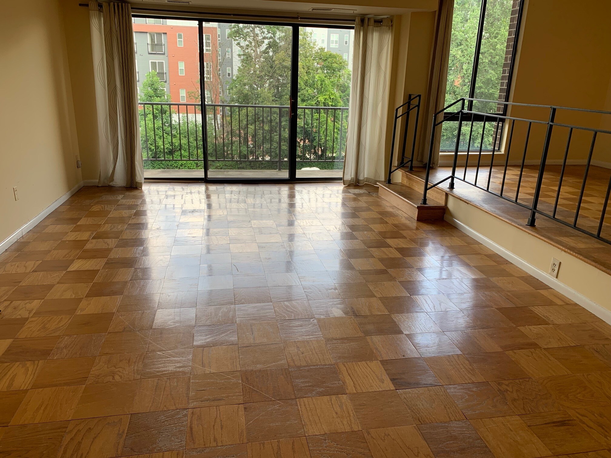 Living room - 9900 Georgia Ave