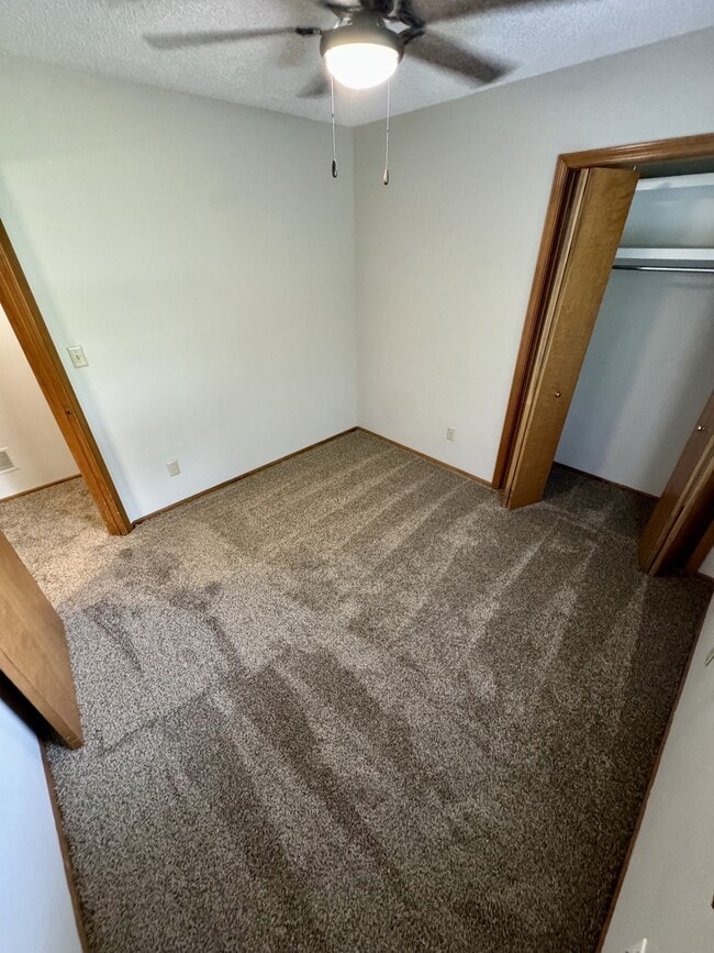 Building Photo - 3806 Pinnacle Cir