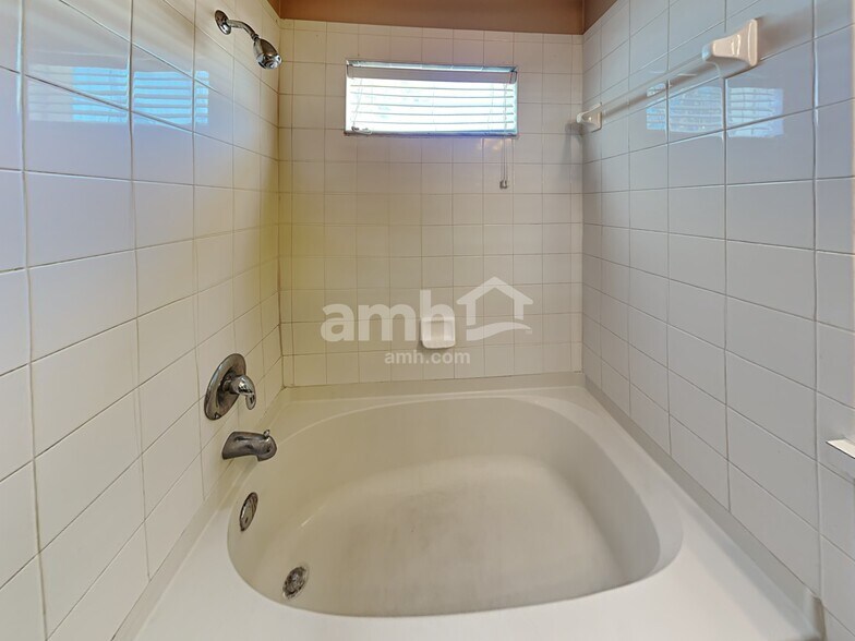 Building Photo - 2739 Pankaw Ln