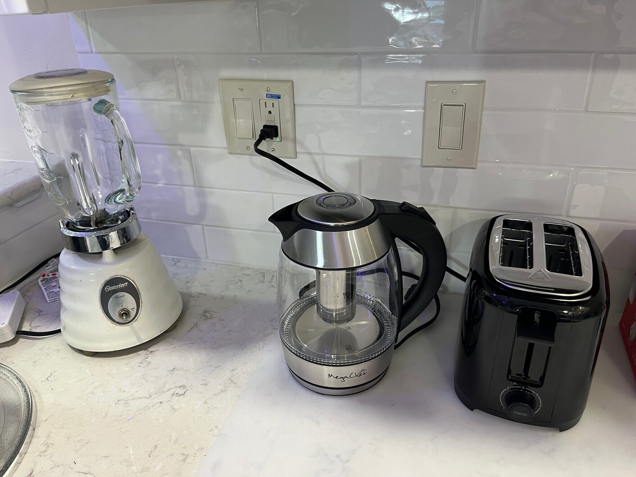 Building Photo - 2900 Banyan St