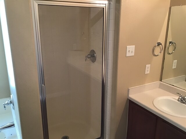 Building Photo - 3723 Holden Ct