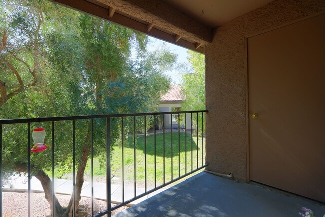 Building Photo - 2750 S Durango Dr