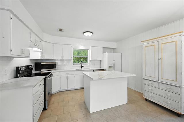 Building Photo - 3517 Sparks Ln