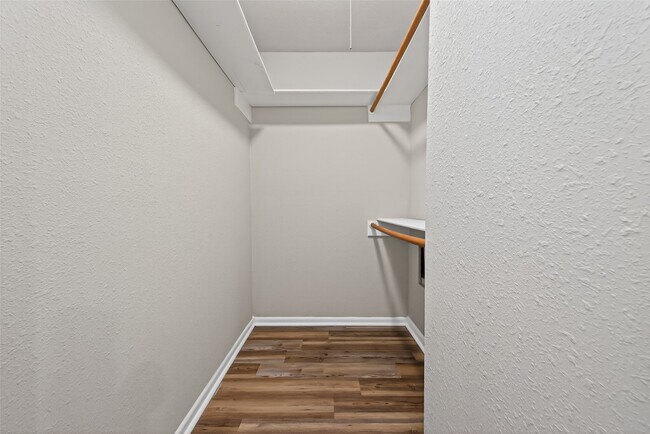 Building Photo - 12079 Maverick Dr