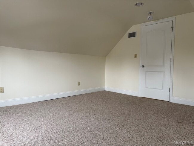 Building Photo - 35 N Ellicott St