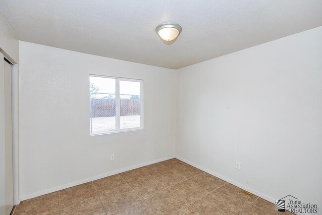 Building Photo - 605 S El Prado Rd