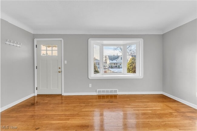 Building Photo - 6306 Westlake Ave