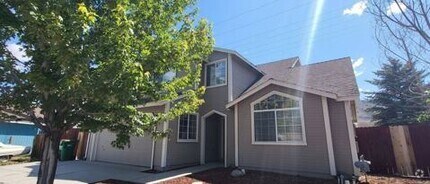 Building Photo - 2845 Tangerine Dr