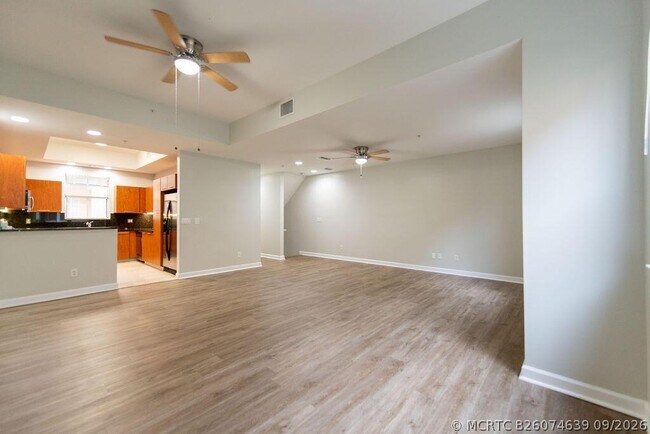 Building Photo - 2326 Vintage Cir