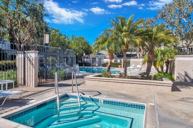 Building Photo - Welcome to Luxurious Villa Balboa in Newpo...