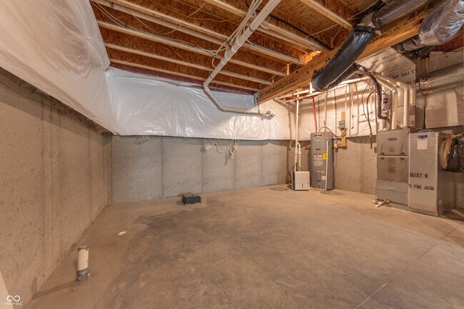 Building Photo - 7042 Pinnacle Dr
