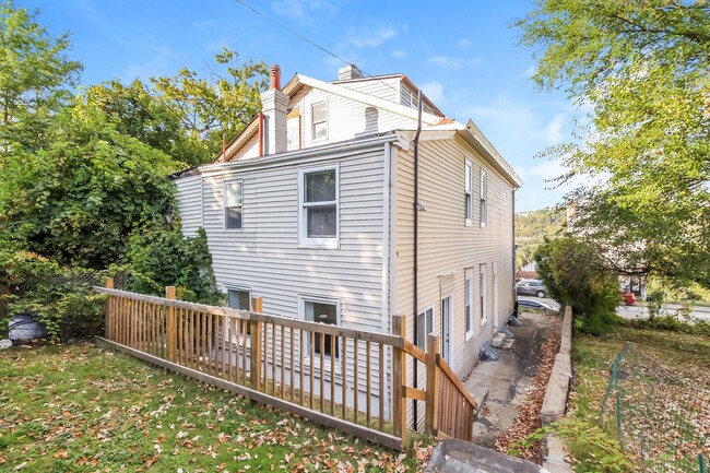 Building Photo - 7304 Butler St