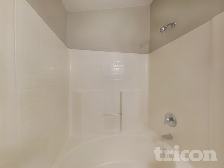 Building Photo - 3325 Alderknoll Ct