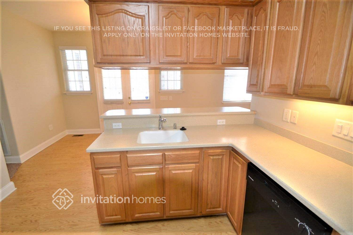 Building Photo - 102 Shenandoah Way