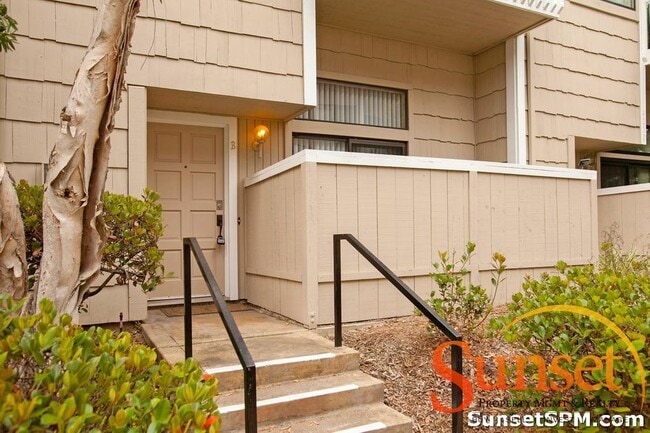 Building Photo - 4010 Mahaila Ave