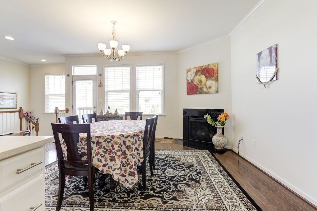 Building Photo - 24690 Capecastle Terrace