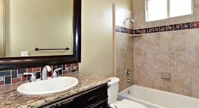Building Photo - 1854 Stonebridge Dr