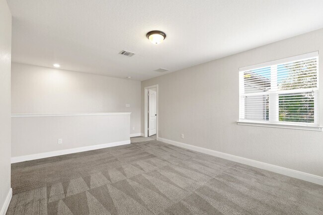 Building Photo - 9914 Boxer Creek
