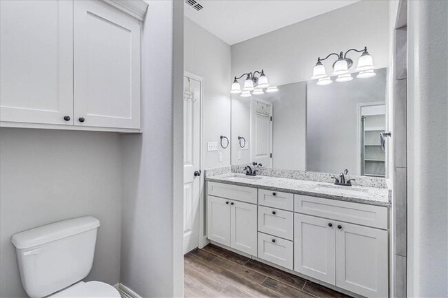 Building Photo - 3833 Pennine Way