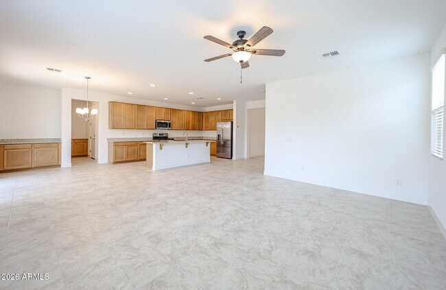 Building Photo - 14784 W Smoketree Dr