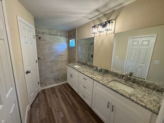 Building Photo - Brand New Home for Rent located in a quite setting