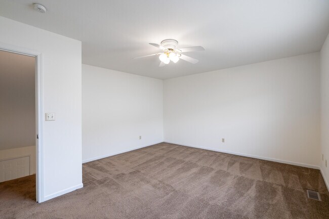 Building Photo - 3509 Delmar Ct