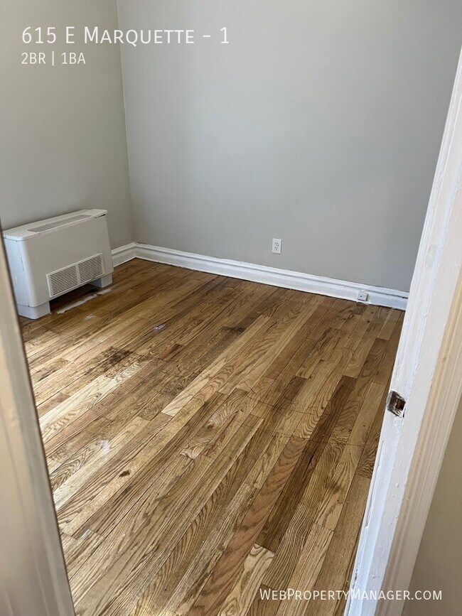 Building Photo - 615 E Marquette-1