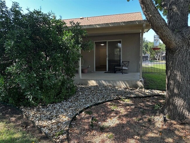 Building Photo - 101 Red Poppy Trail