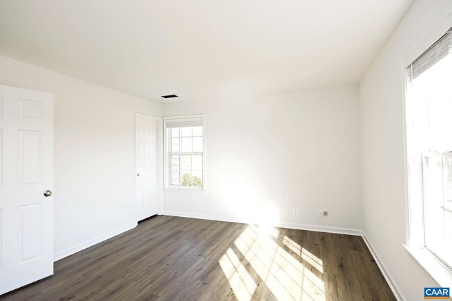 Building Photo - 1721 Albemarle Pippen Ct