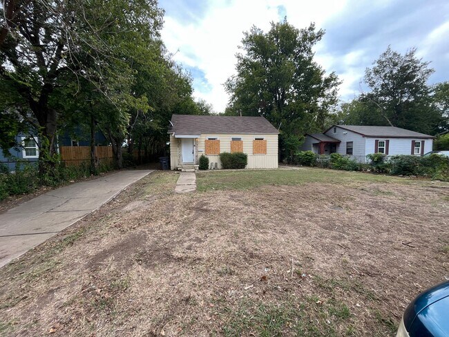 Building Photo - Charming 3 Bed, 1 Bath Home in Tulsa, OK S...