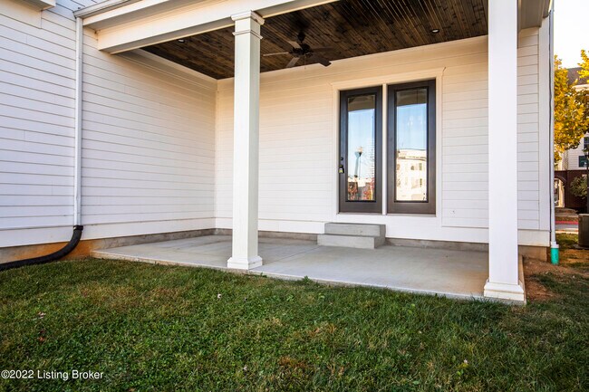Building Photo - 9409 Civic Way
