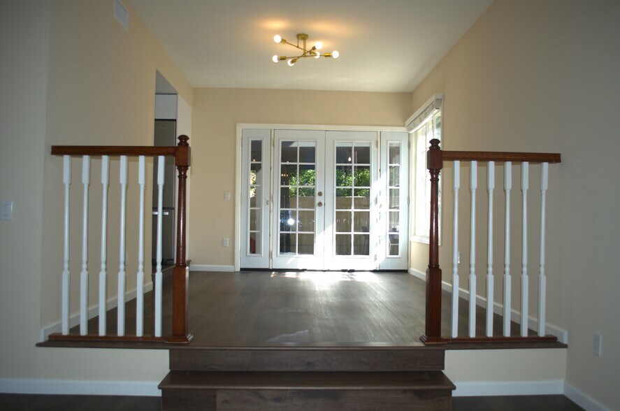 Building Photo - 22234 Miston Dr