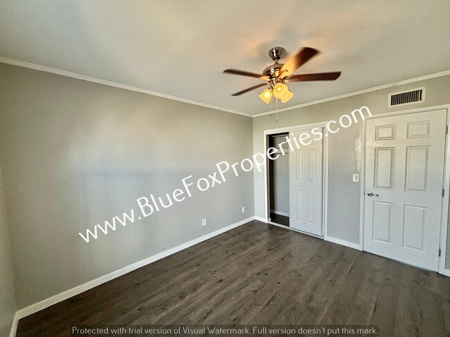 Building Photo - 642 N Richey Blvd