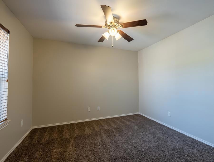 Building Photo - 6013 Stratford Ave