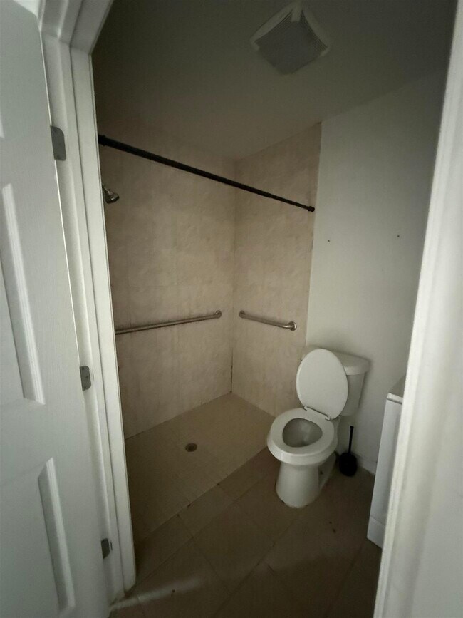 Building Photo - 3315 San Agustin Ave