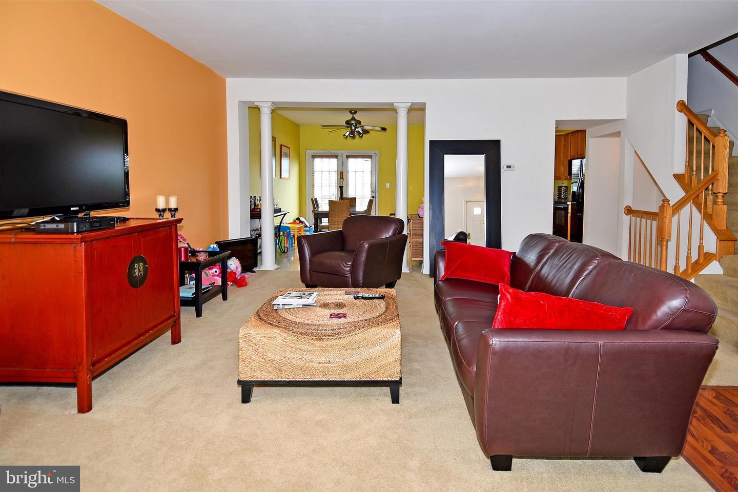 Living room - 16739 Sweeney Ln