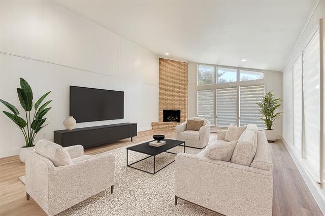 Building Photo - 7426 Woodthrush Dr