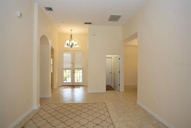 Building Photo - 3/2 single family home -Luxury living in Windermere