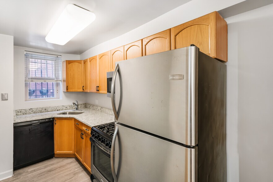 Kitchen - 1332 15th Street NW