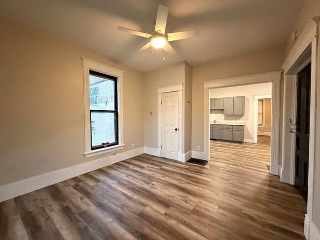 Building Photo - 1035 1st Ave S