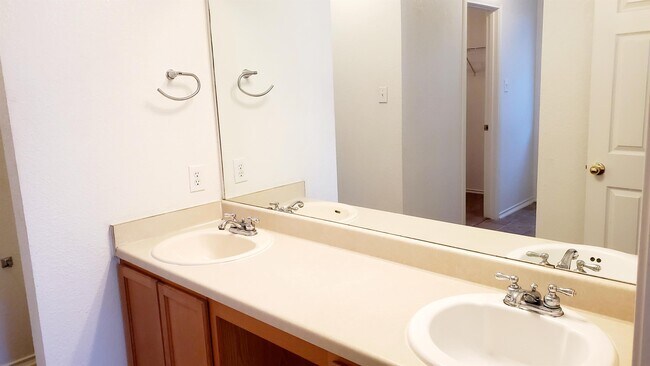 Building Photo - 11110 Montague Trail