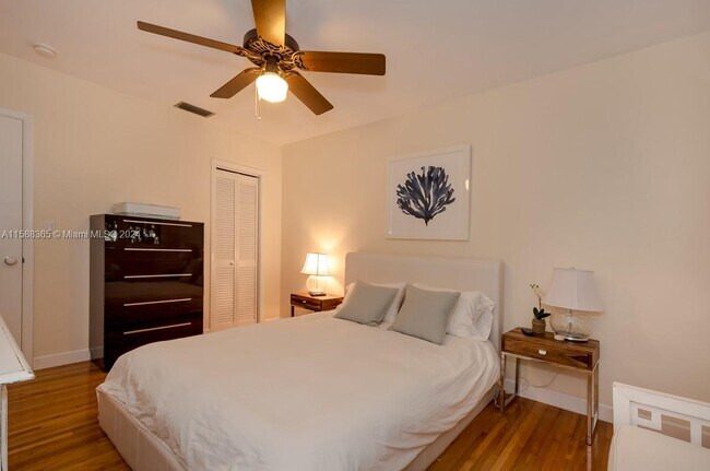 Building Photo - Altara Avenue, Coral Gables, FL 33146 - 3 ...